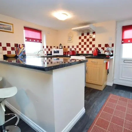 Апартаменты The Den